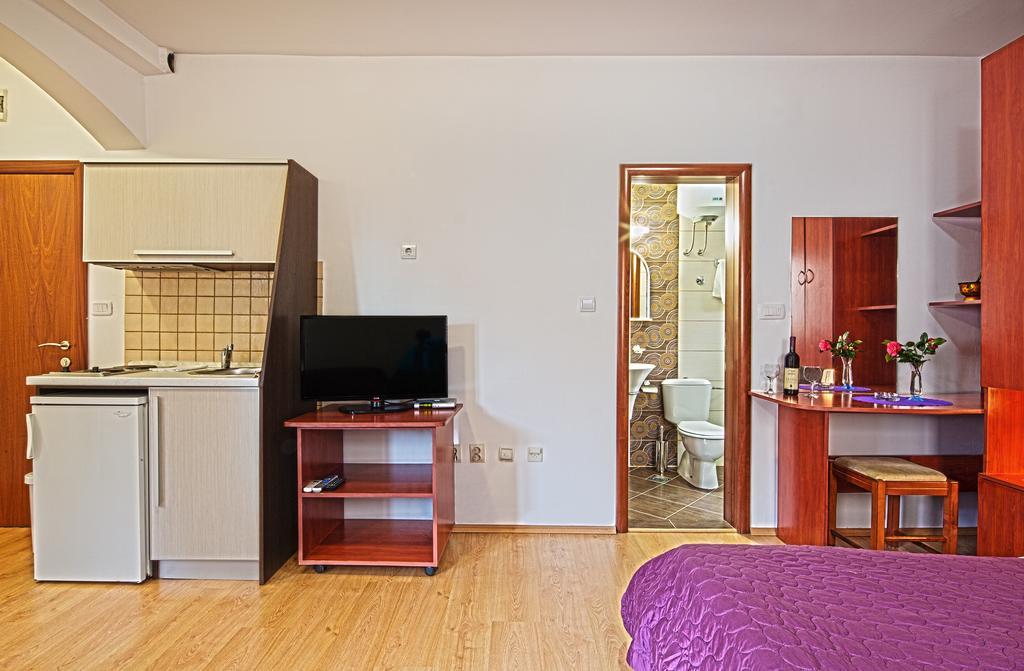 Guest House Harmonia Budva Luaran gambar